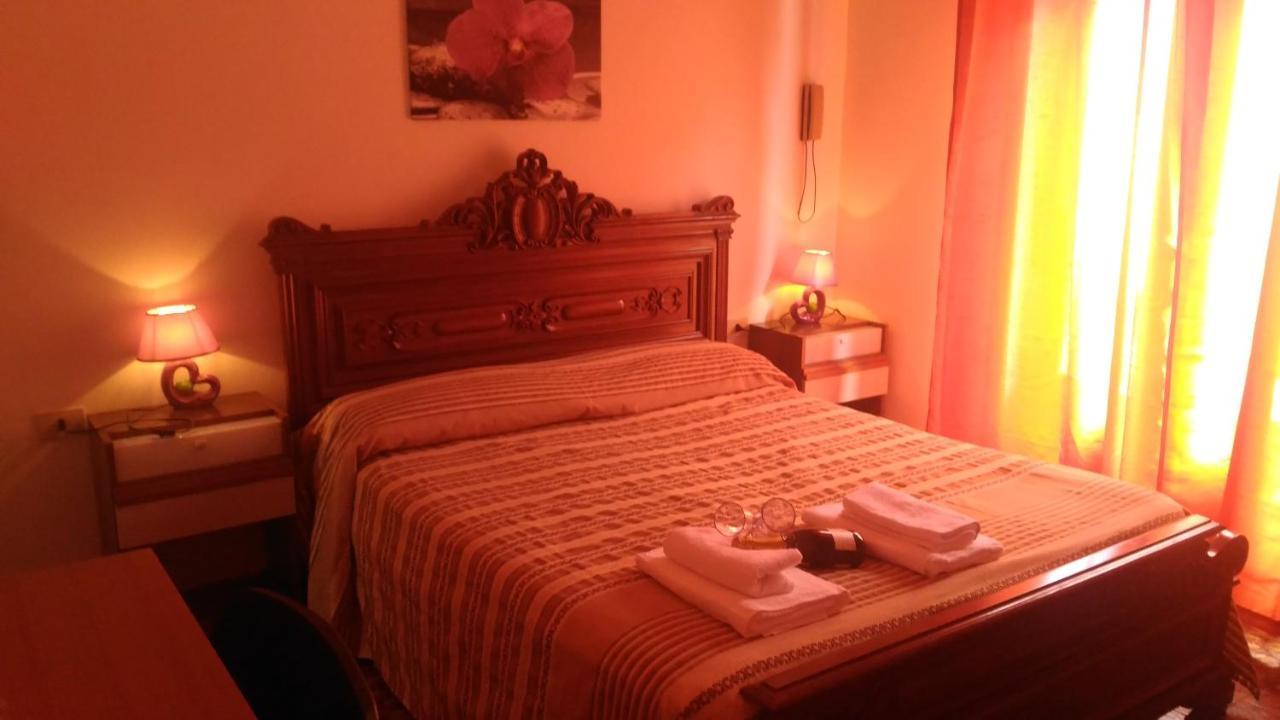 מילאצו Hotel California מראה חיצוני תמונה