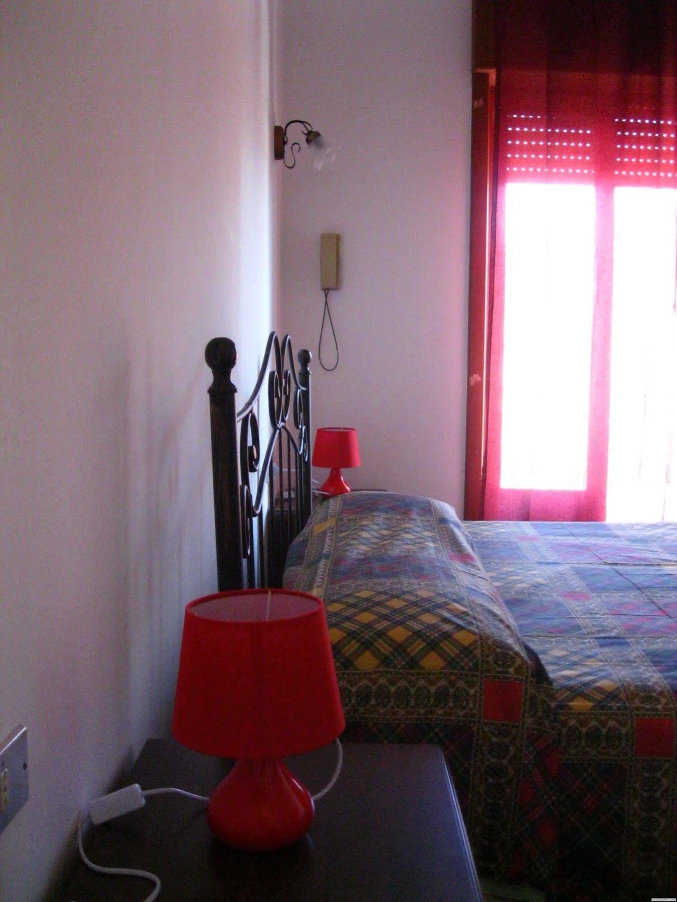 מילאצו Hotel California מראה חיצוני תמונה